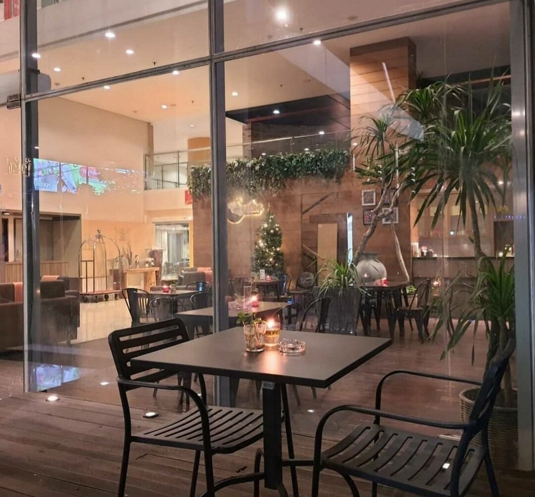 Horison Ultima Sentraland Simpang Lima Semarang Santan Restaurant